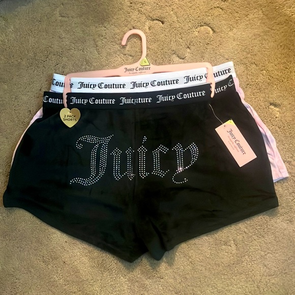 Juicy Couture Pants - ✨Juicy Couture bling 2-pack shorts sz L NWT